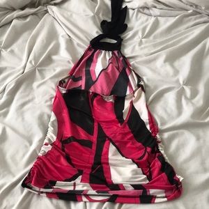 Sleeveless halter top